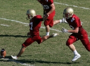 开云体育-钢铁防线与致命一击，阿坎吉欧冠之夜接管比赛，乌克兰稳稳拿下多特蒙德