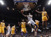 开云体育官网-当齿轮咬合，武切维奇如何成为活塞拆解雄鹿精密机械的关键先生