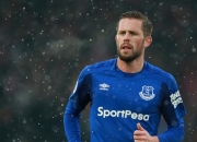 开云体育中国官网-红牛二队绝地翻盘，勒克莱尔全程统治—F1西班牙站的战术奇迹与个人秀