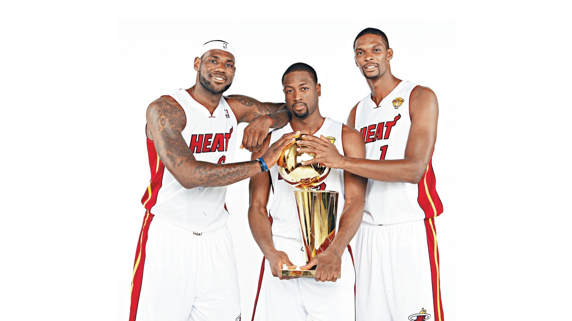 红牛车队碾压哈斯车队，拉塞尔扛起全队，新赛季的格局与挑战